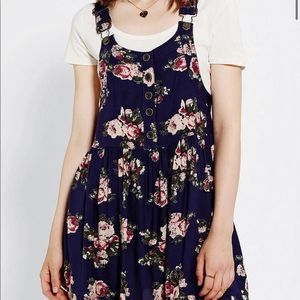 Urban Outfitters Kimchi Rose Overall Skirt Size S